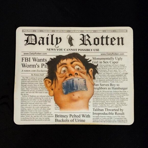 Rated R mousepad The Daily Rotten News - Picture 1 of 2